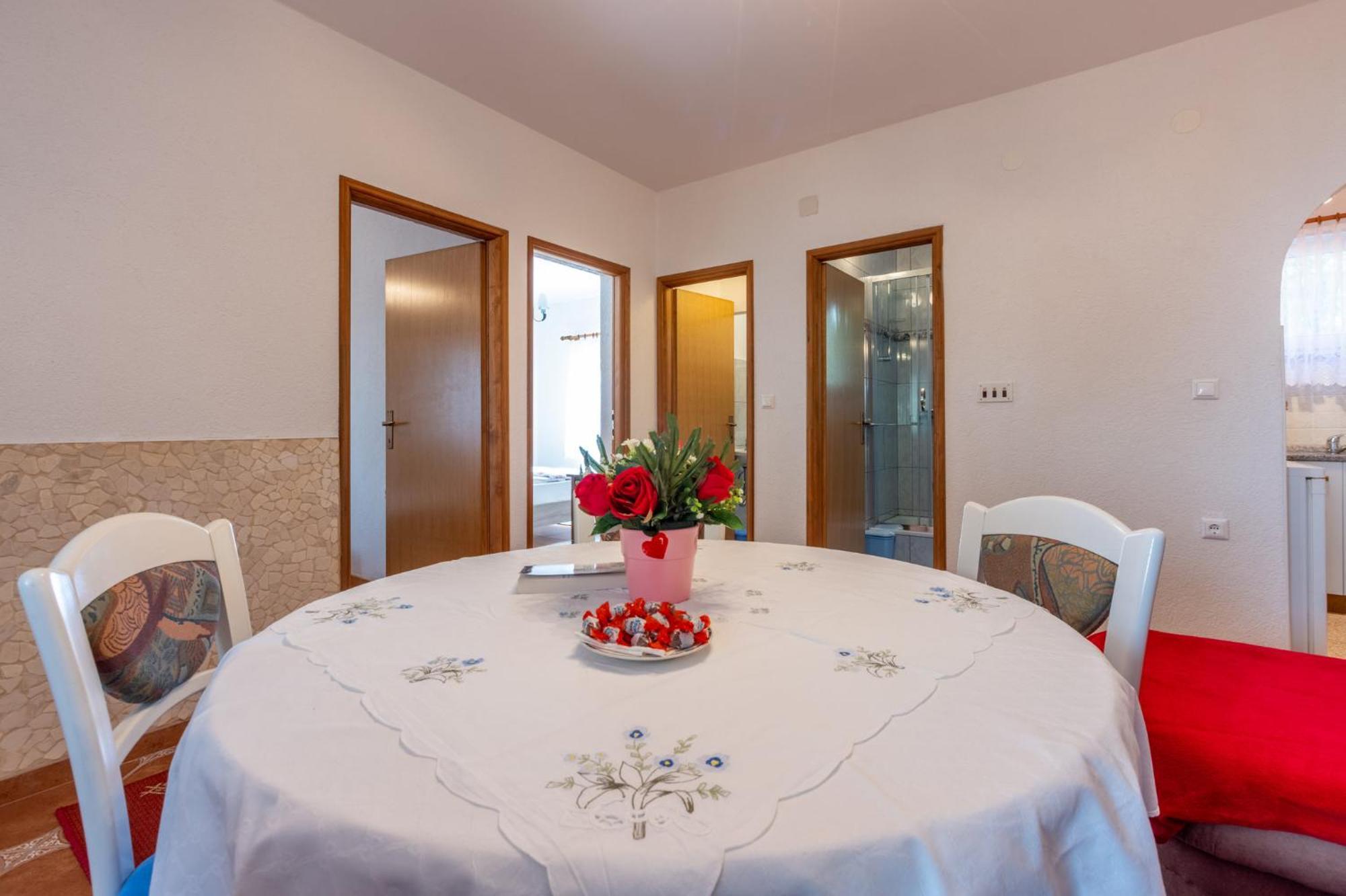 Appartamento Stipancic Malinska Esterno foto