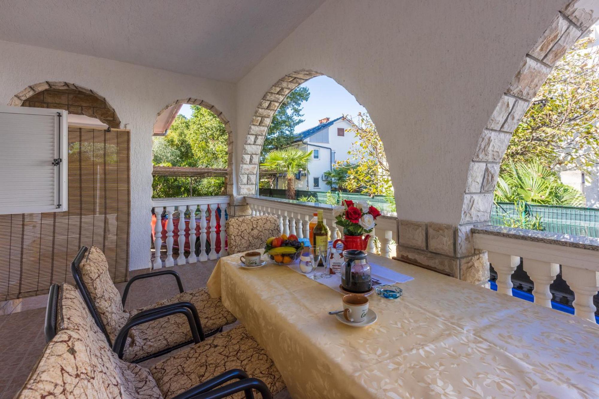 Appartamento Stipancic Malinska Esterno foto