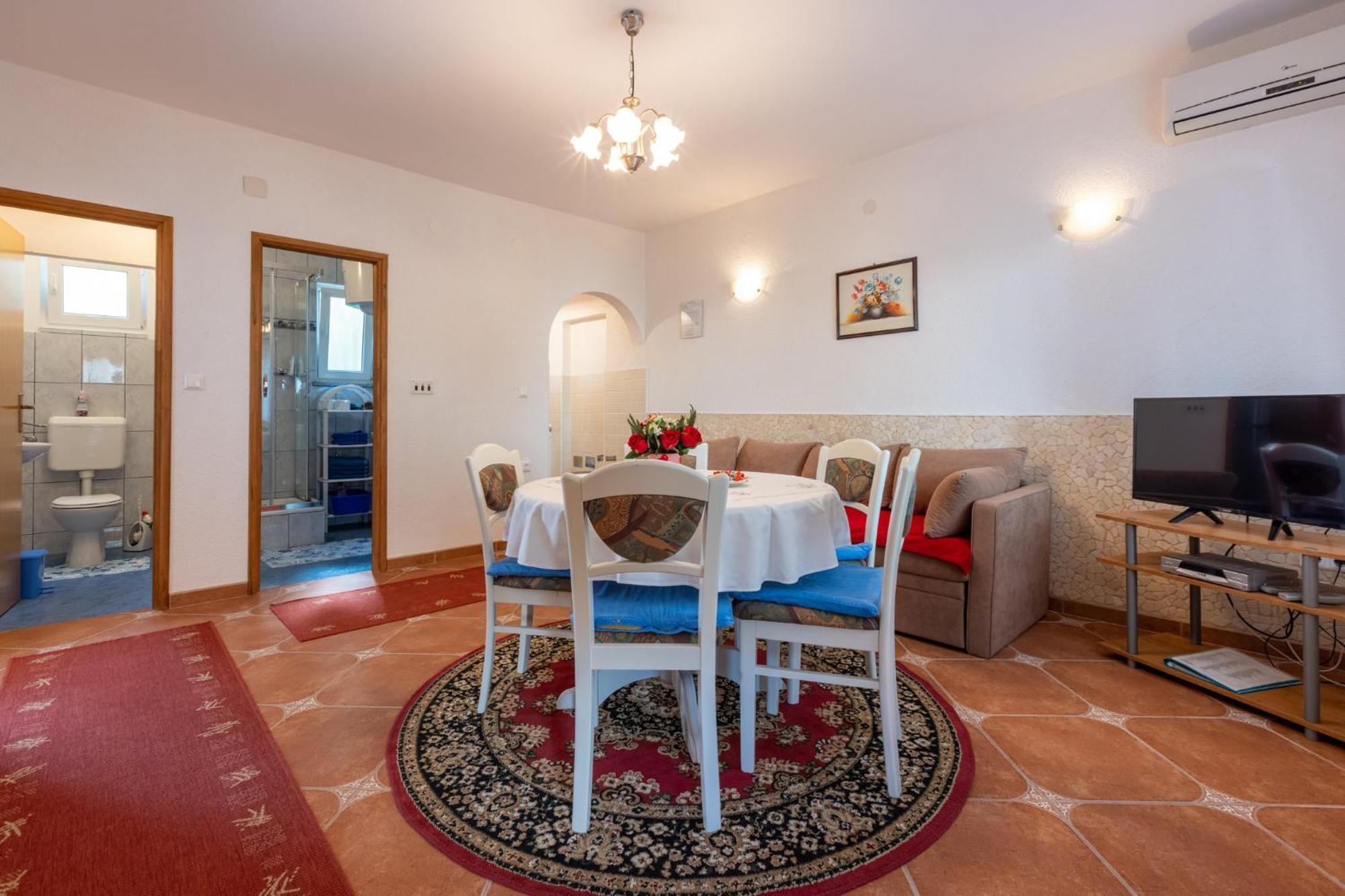 Appartamento Stipancic Malinska Esterno foto